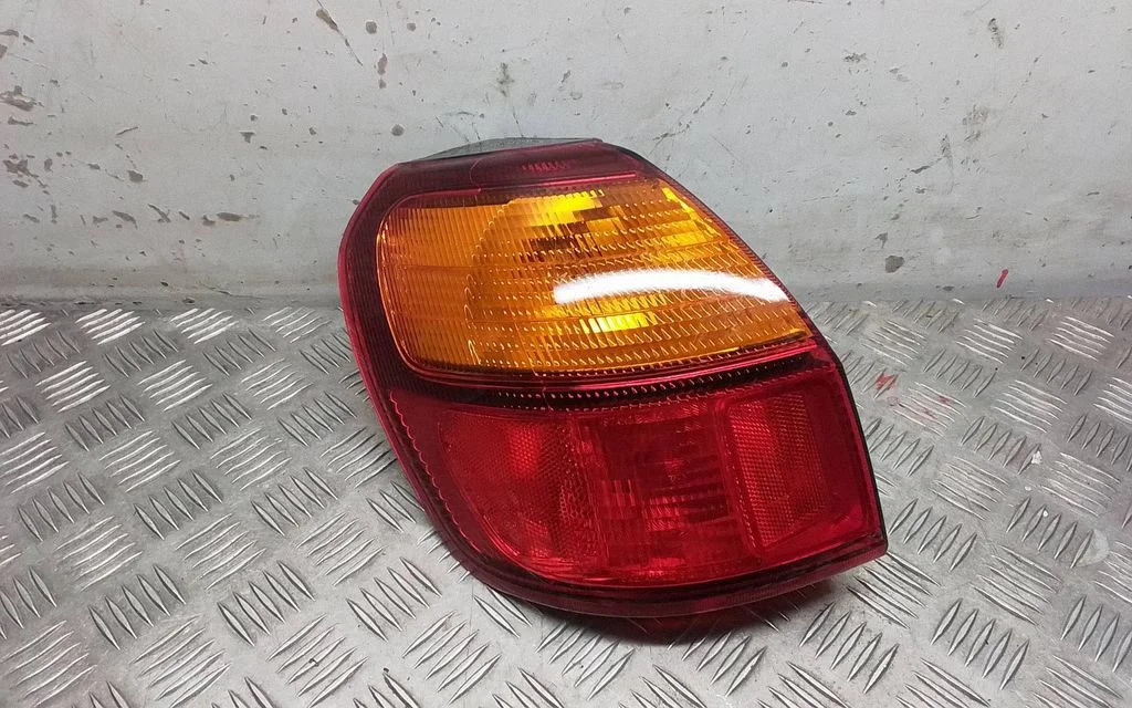 Rear/tail lights – rear left