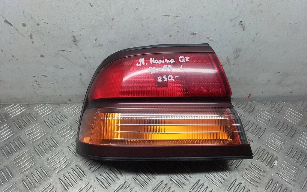 Tagatuli keres – Nissan Maxima (1995-2000), vasak