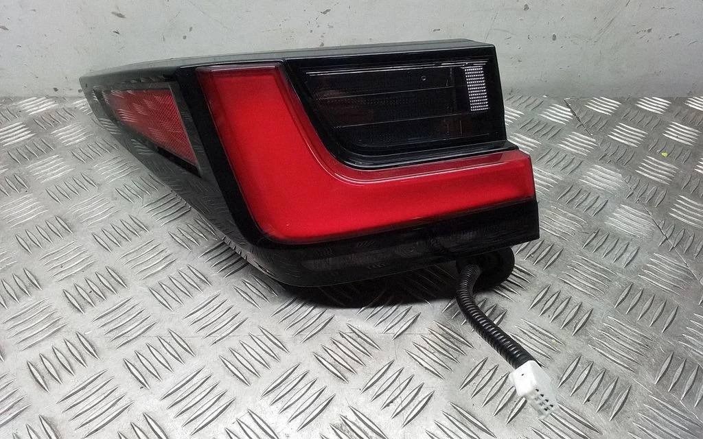 Rear/tail lights 8156078151