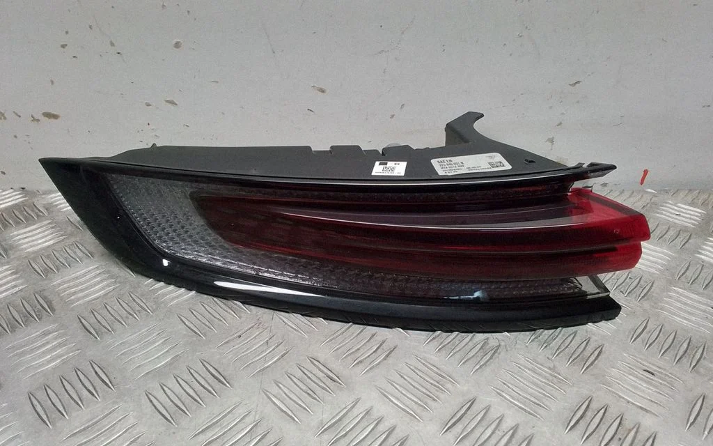 Tagatuli keres 9Y0945207BD