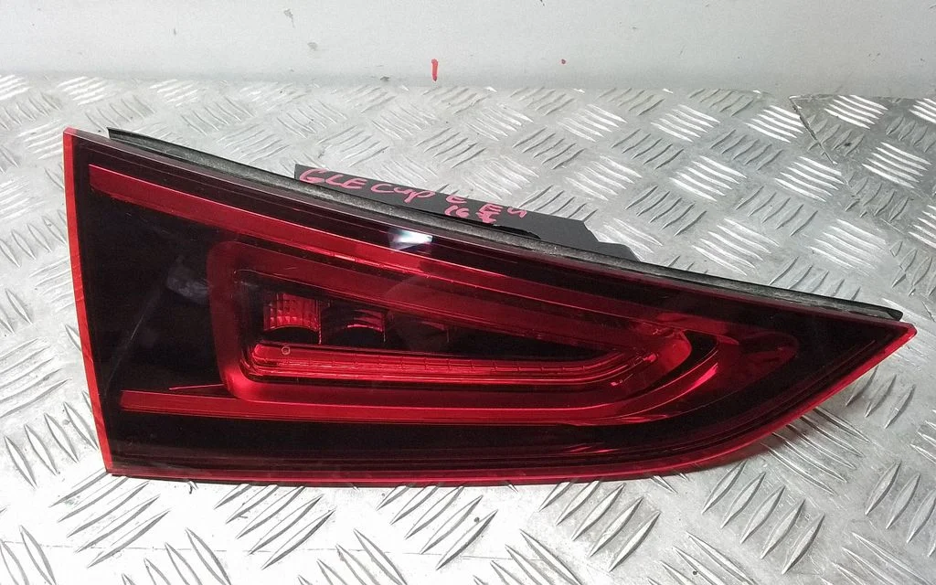 Rear/tail lights A1679066507