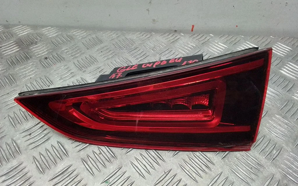 Rear/tail lights A1679066607