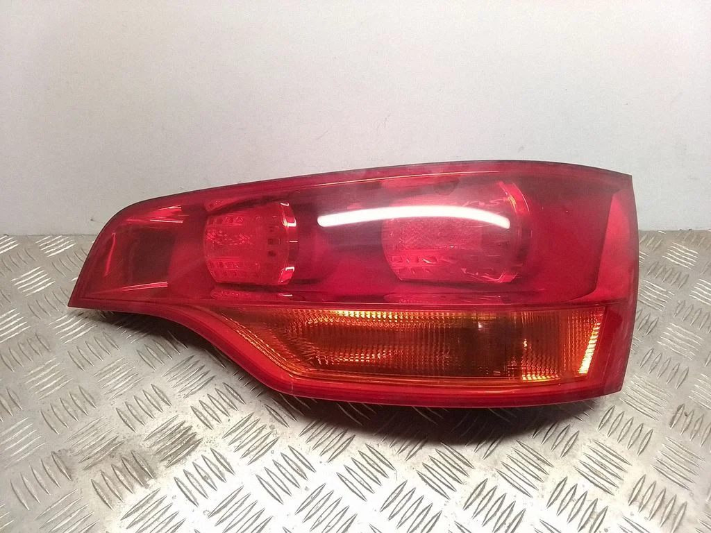 Tagatuli keres 4L0945094