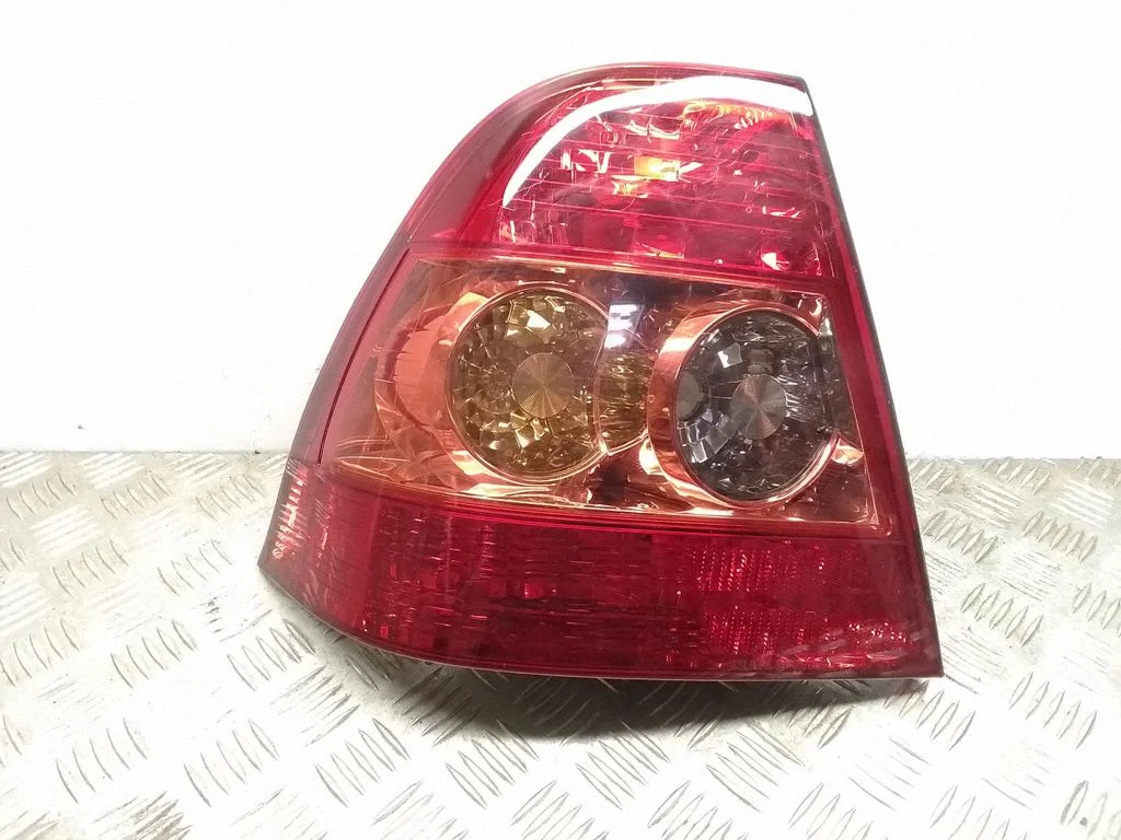Rear/tail lights 815610226000
