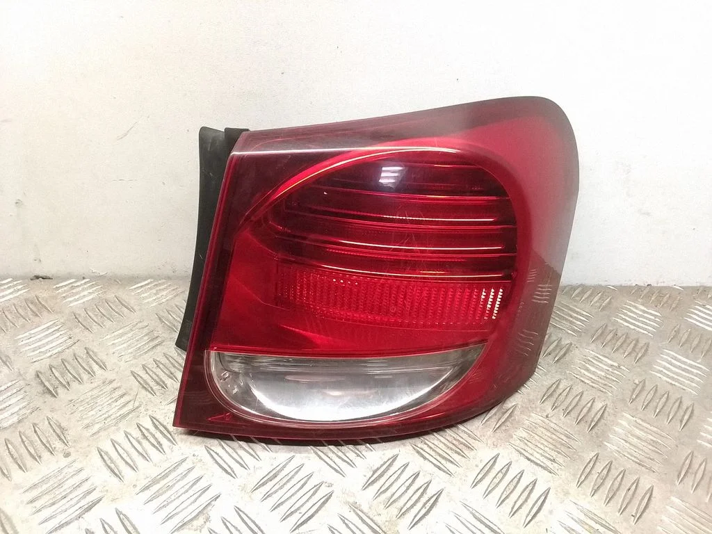 Rear/tail lights 30325R