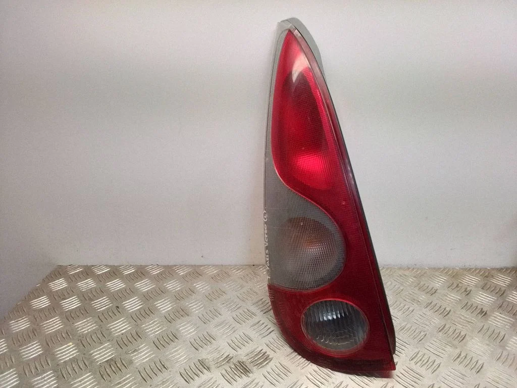 Rear/tail lights – Toyota Yaris Verso (1999-2005)