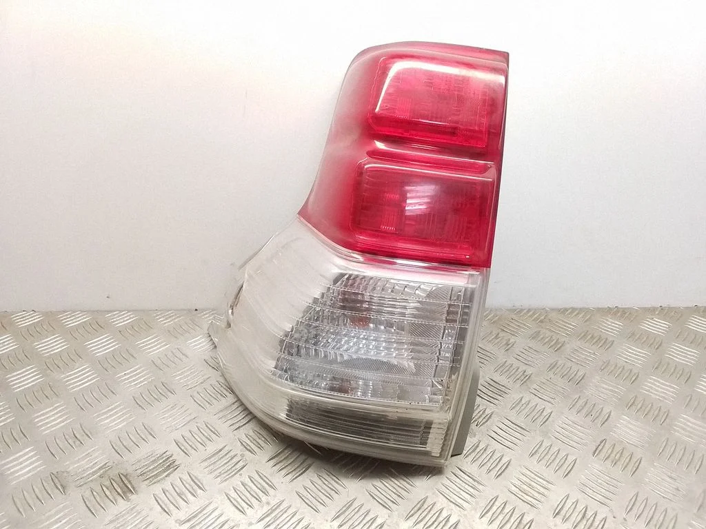 Tagatuli keres – Toyota Land Cruiser (J150) (2009-)