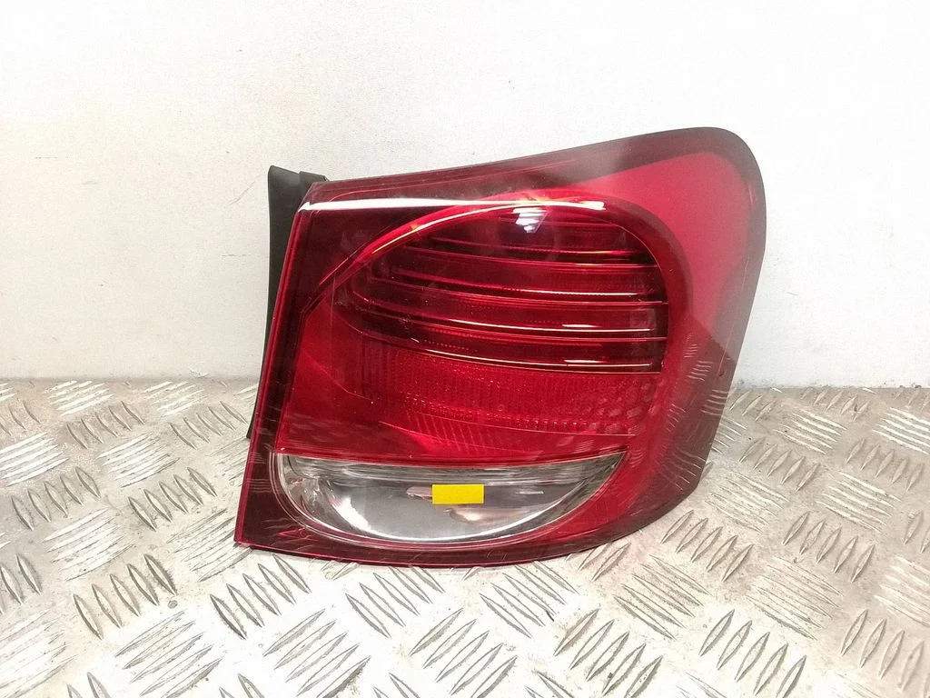 Rear/tail lights 8156130A30