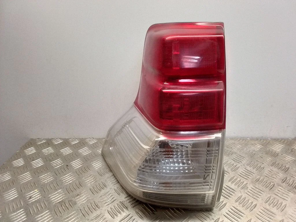 Tagatuli keres – Toyota Land Cruiser (J150) (2009-)