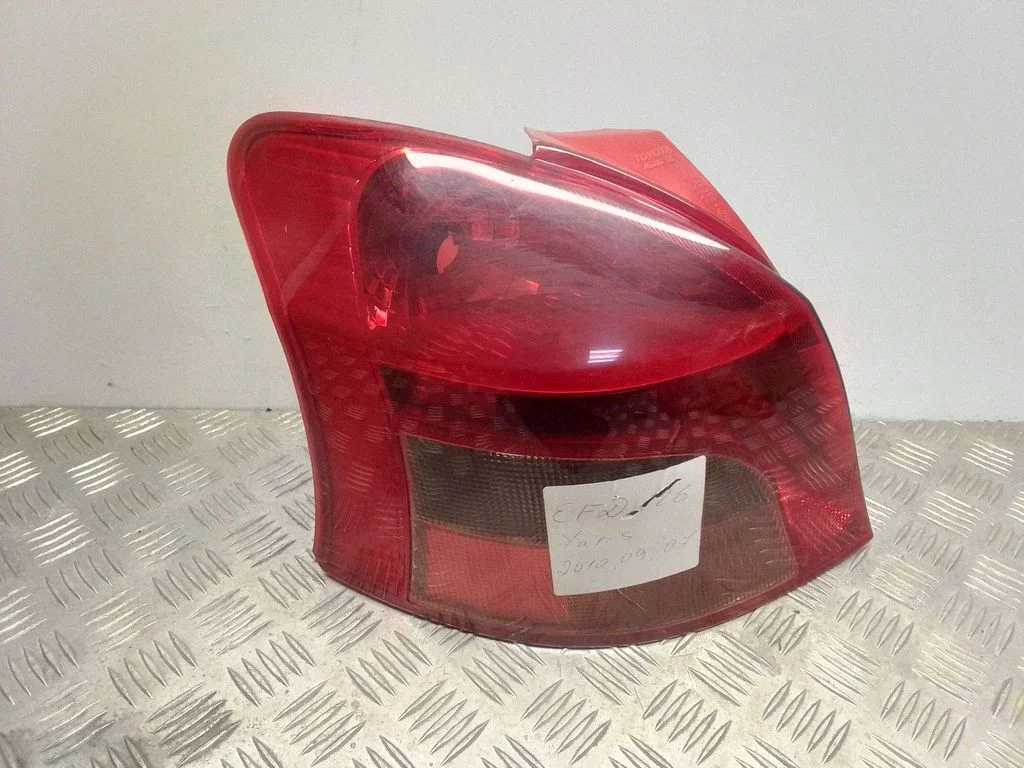 Rear/tail lights – rear left