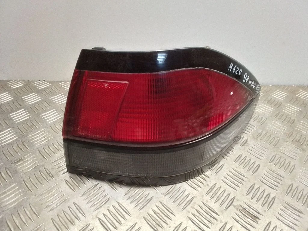 Rear/tail lights 22061825
