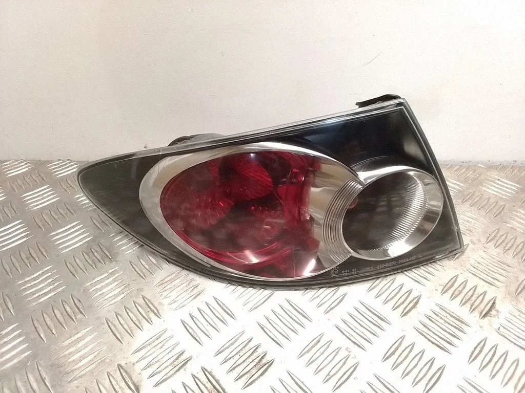 Rear/tail lights 22061971