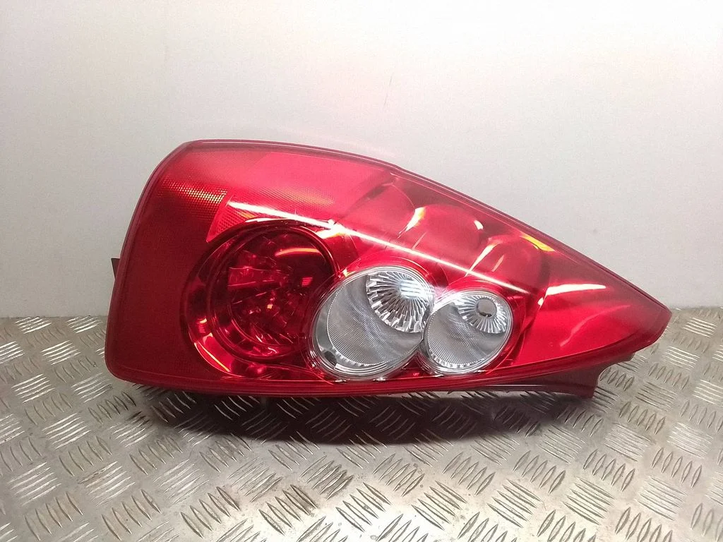 Rear/tail lights C23551160 – Mazda 5 (2005-2010)