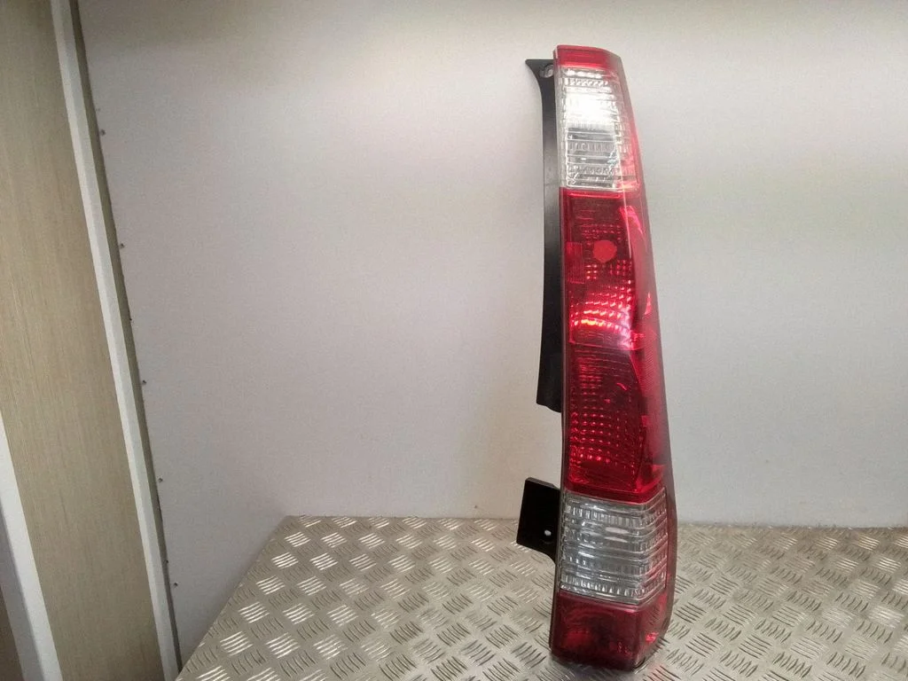 Tagatuli keres 33500SCAG110M1