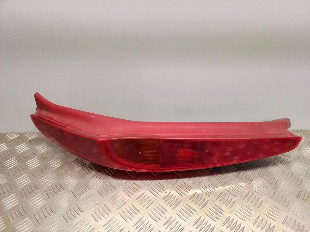 Lampa tylna w błotniku – Fiat Punto (188) (1999-2010)