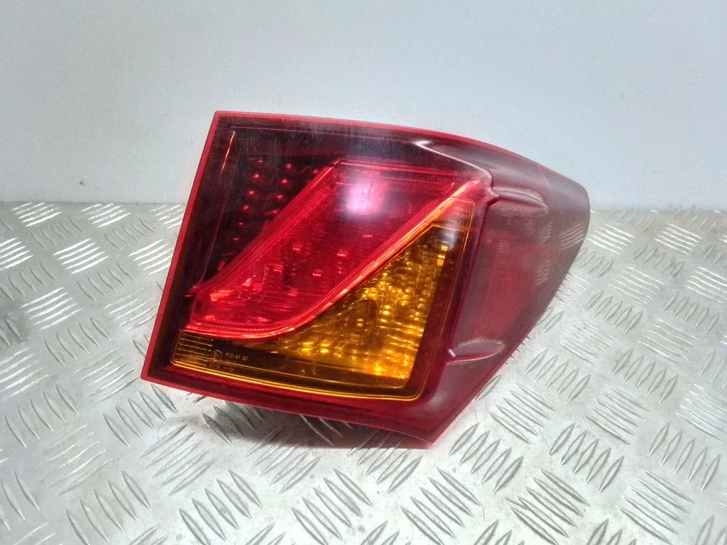 Tagatuli keres – Lexus GS 250 350 300H 450H (2013-)