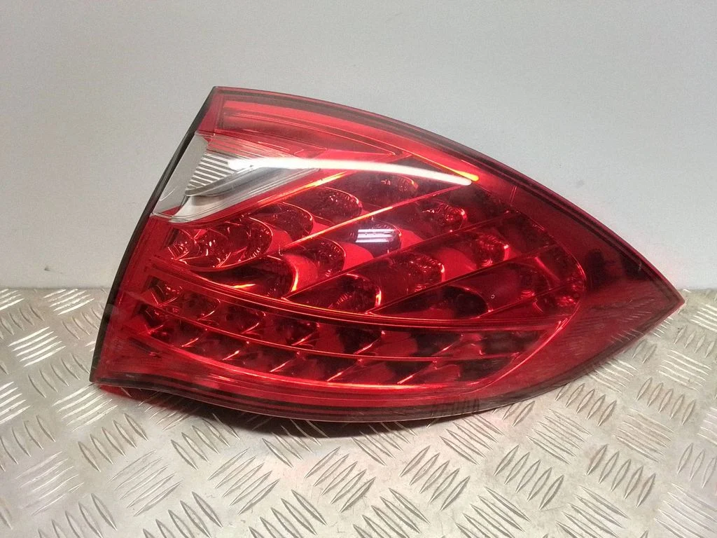 Tagatuli keres – Porsche Cayenne (92A) (2010-2017)