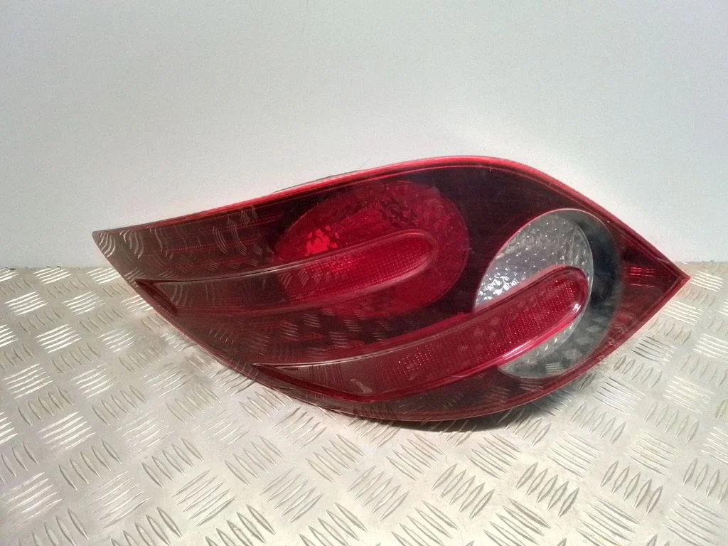 Rear/tail lights A2518201164
