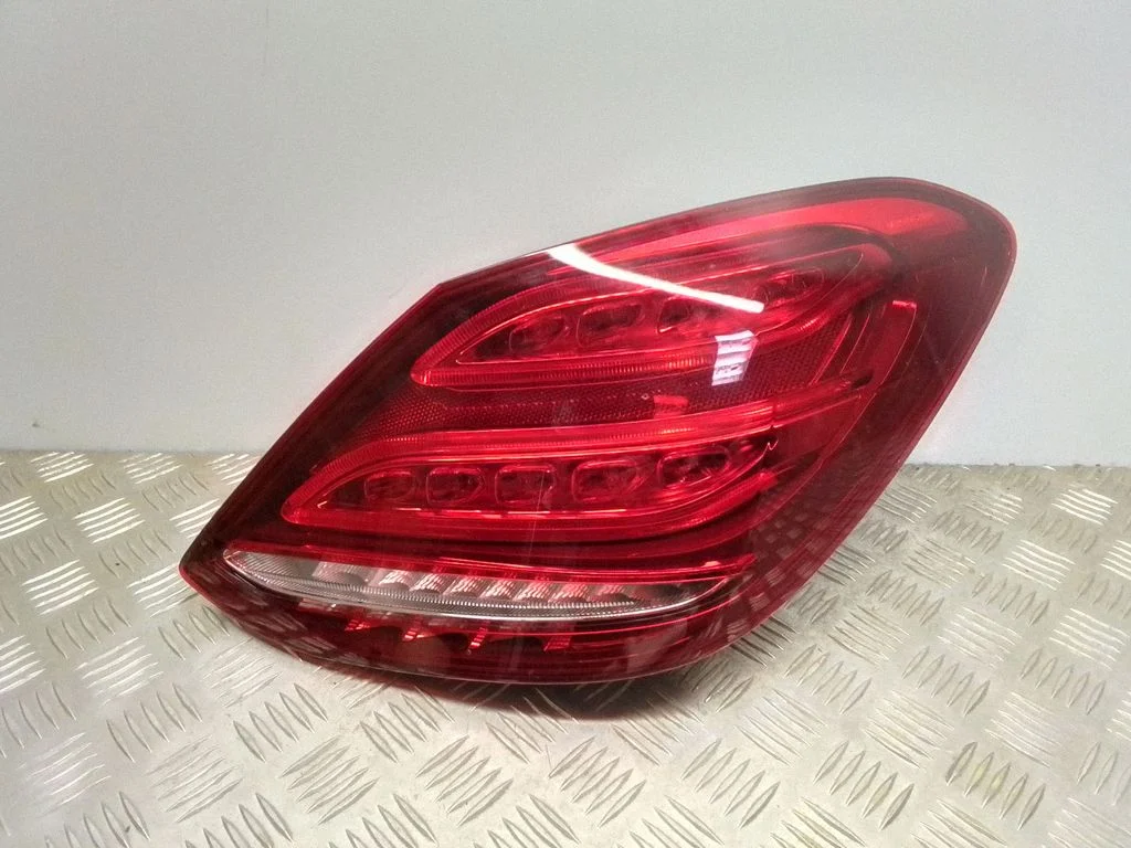 Rear/tail lights – Mercedes-Benz C-Class W205 (2014-2021)