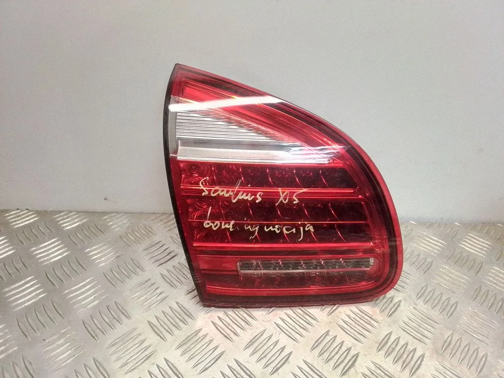 Tagatuli luugil – Porsche Cayenne (92A) (2010-2017)