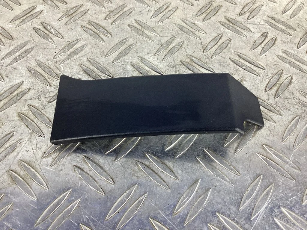 Tagatule liist (dekoorriba) – Lexus NX (2014-2021)