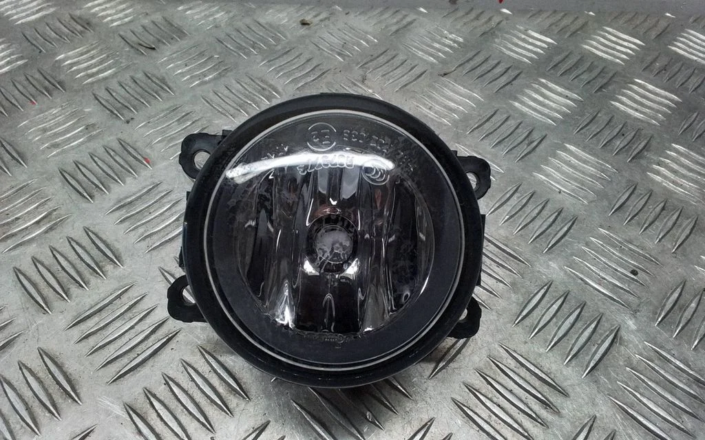 Front fog light 8200074008