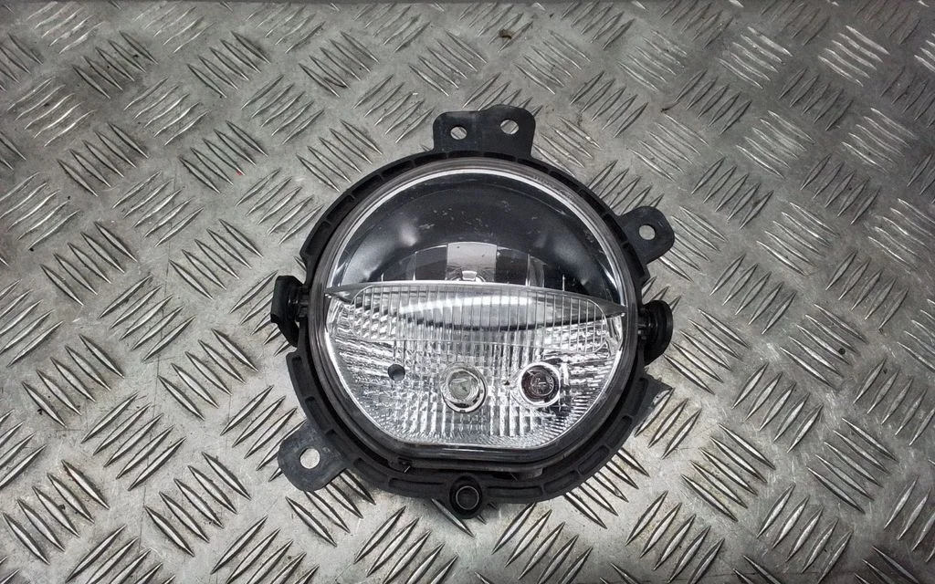 Front fog light 19372201 – Mini Cooper Countryman R60 (2011-2016)