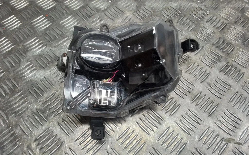 Front fog light – front left