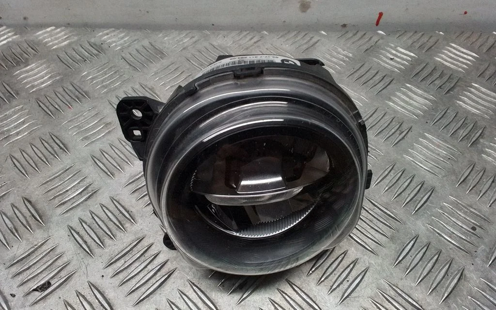 Halogen przedni 6317731129405