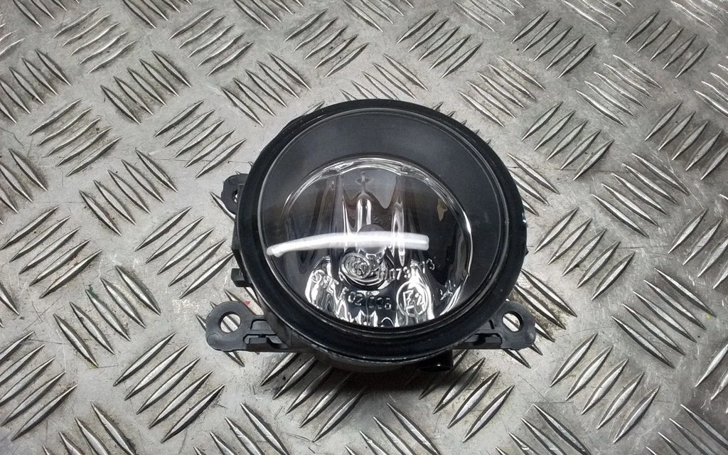 Front fog light 89202503