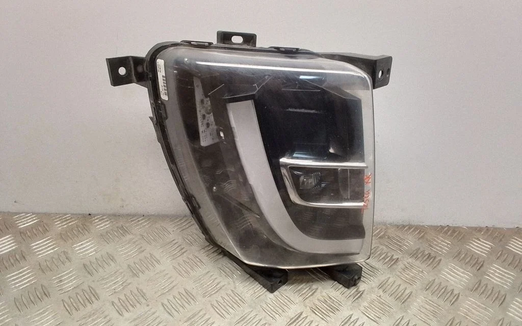 Front fog light 103433100A