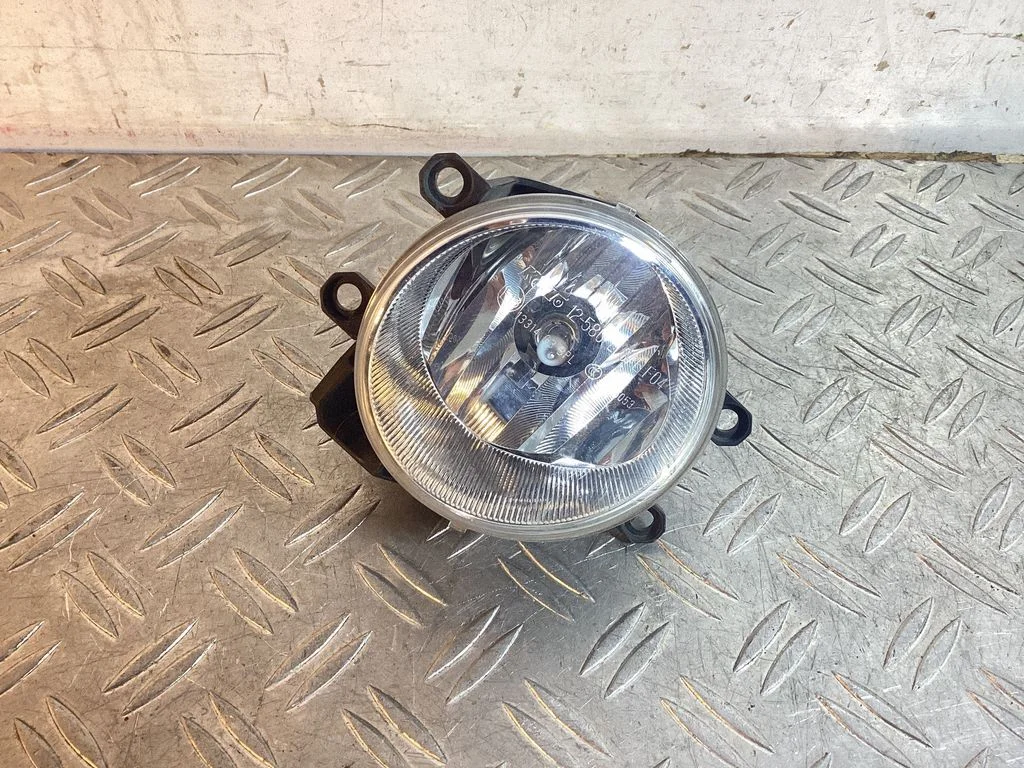 Halogen przedni 79852