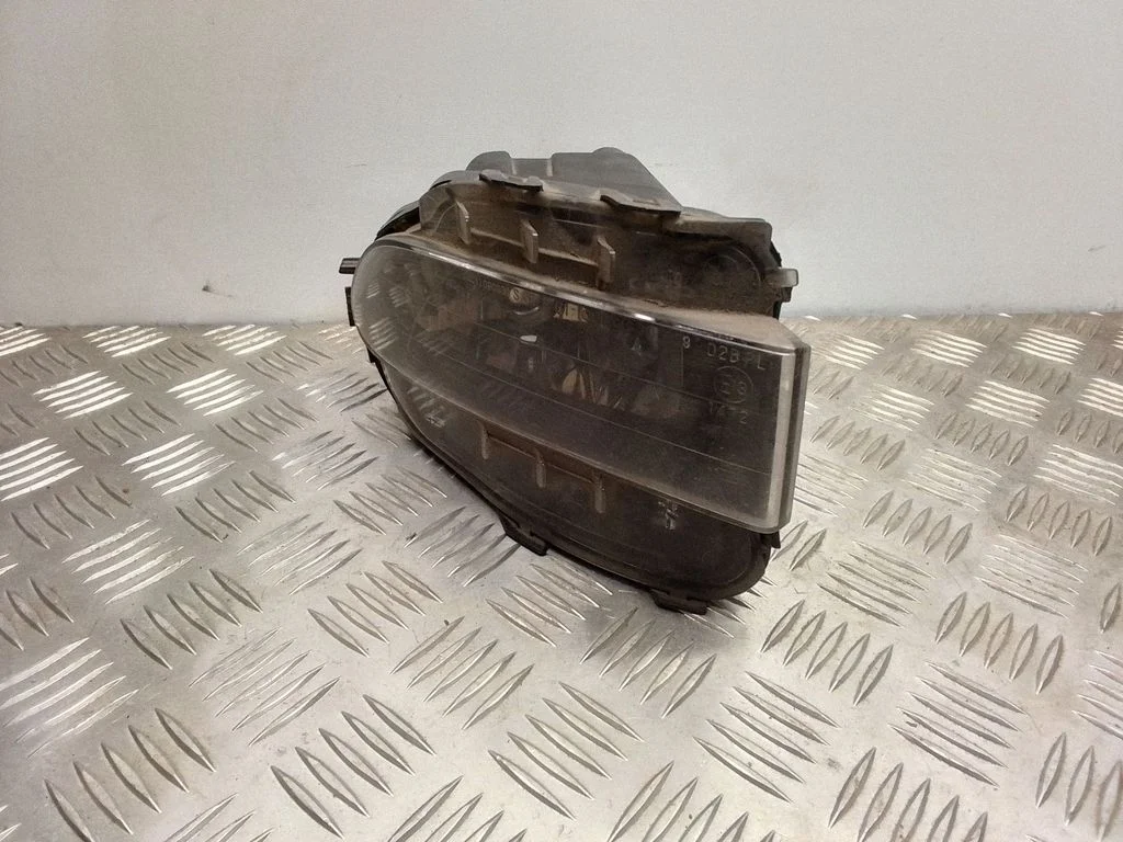 Front fog light – front right