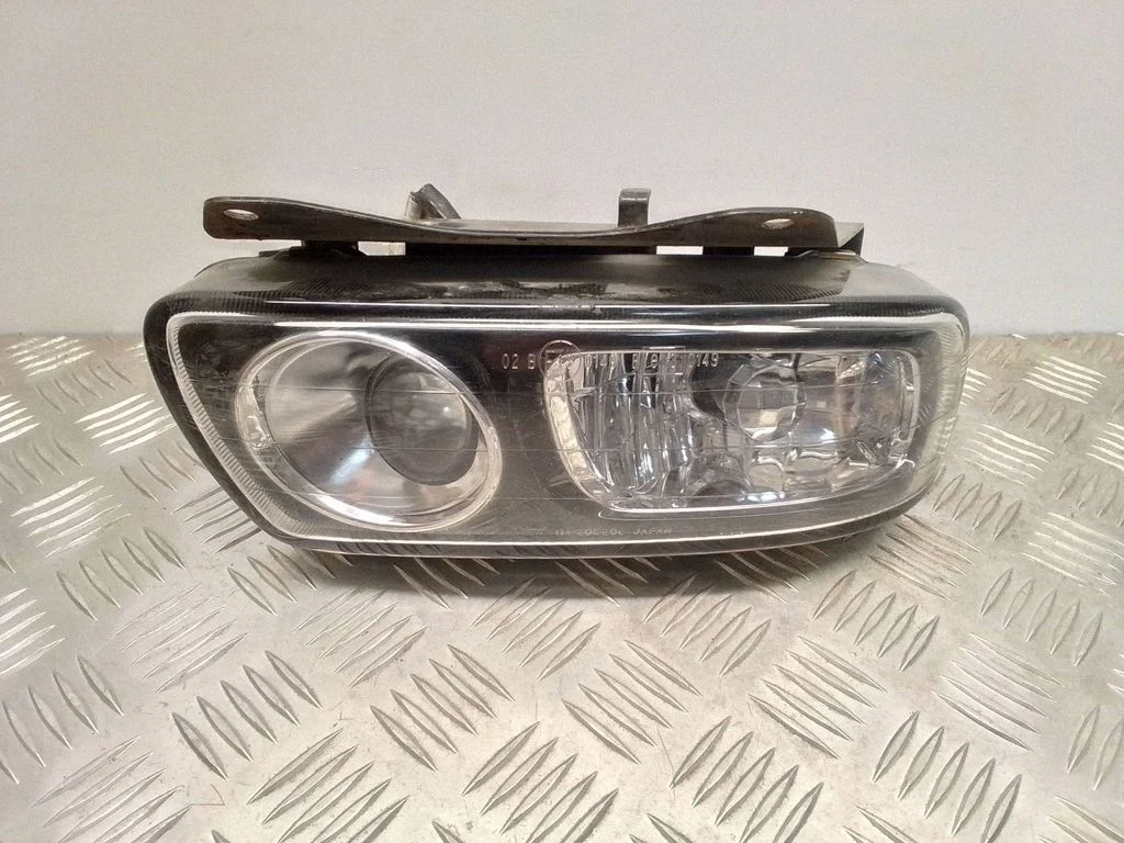 Front fog light 11420620