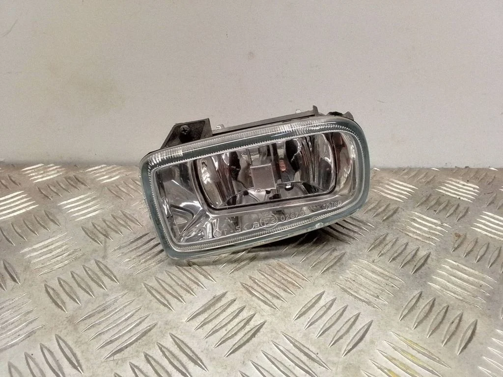 Front fog light GE4T51690A
