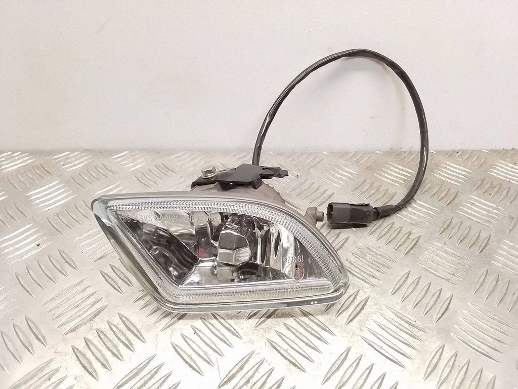 Front fog light 11461918