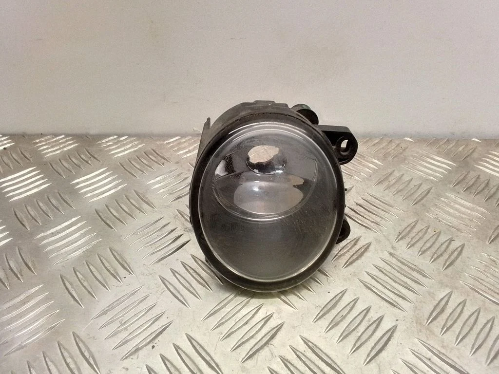 Halogen przedni 63176920885