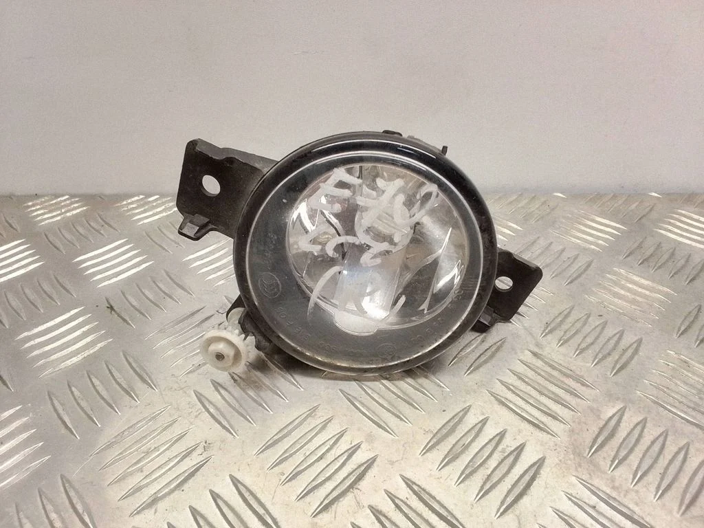 Front fog light 6317722464401