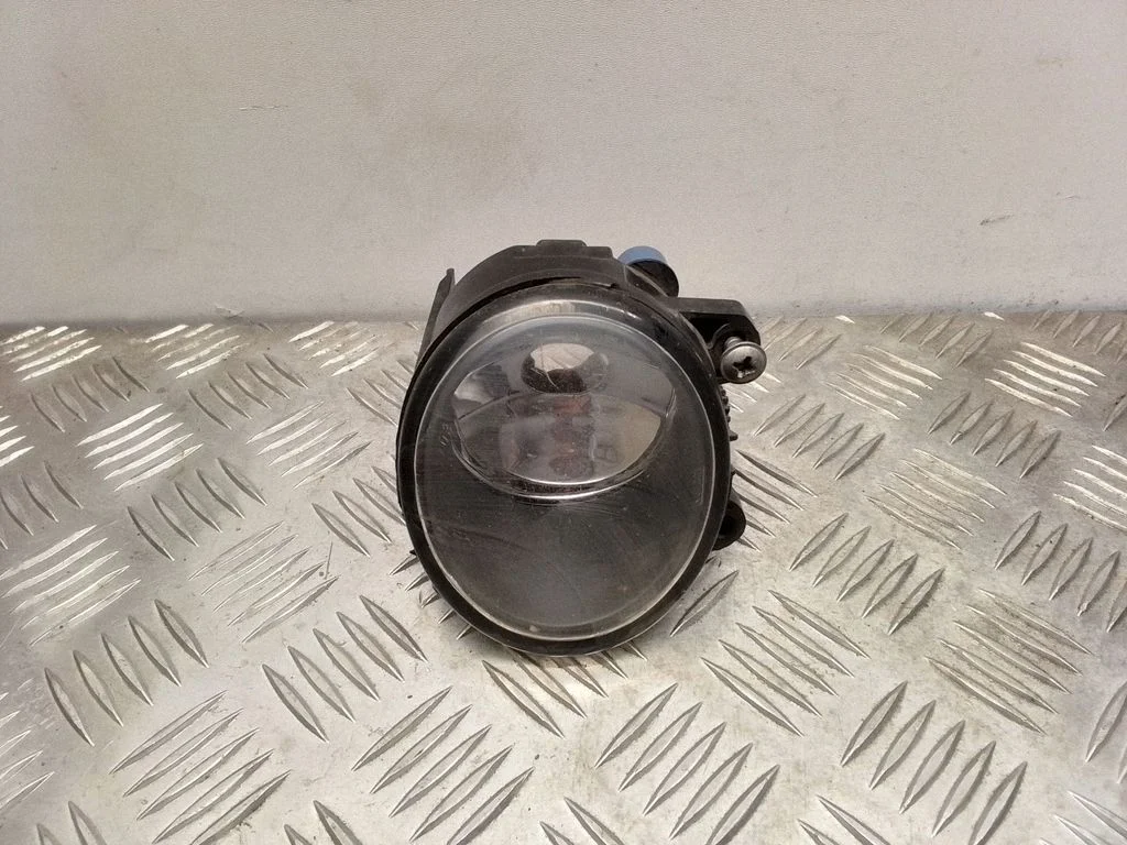 Halogen przedni 63176920885