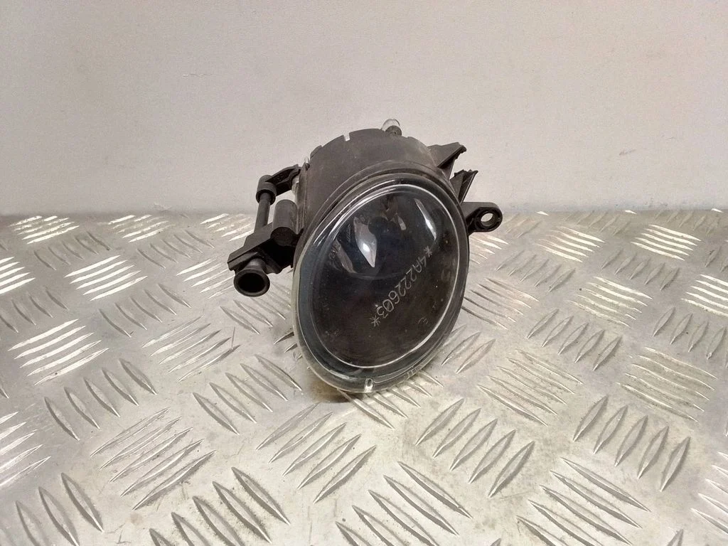 Front fog light 8E0941700B