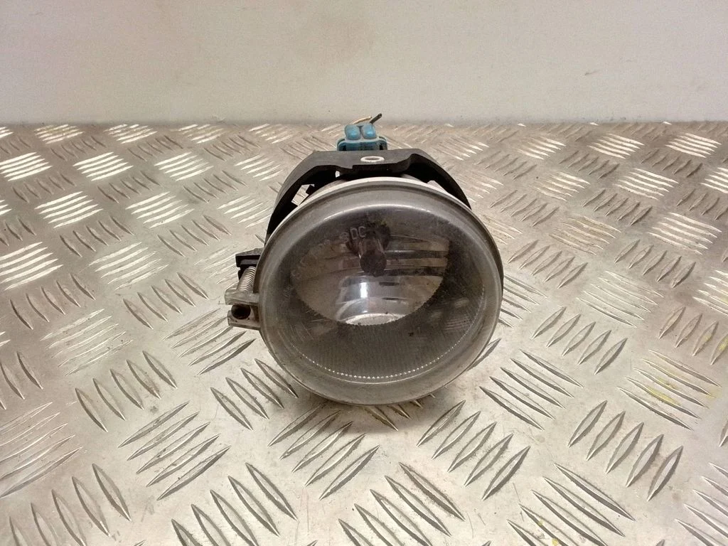 Front fog light – Chrysler Voyager (2008-2016)