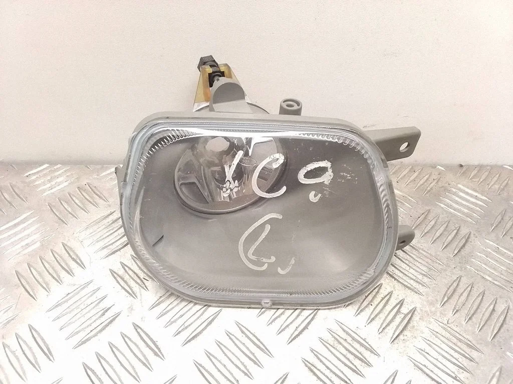 Front fog light 8693795