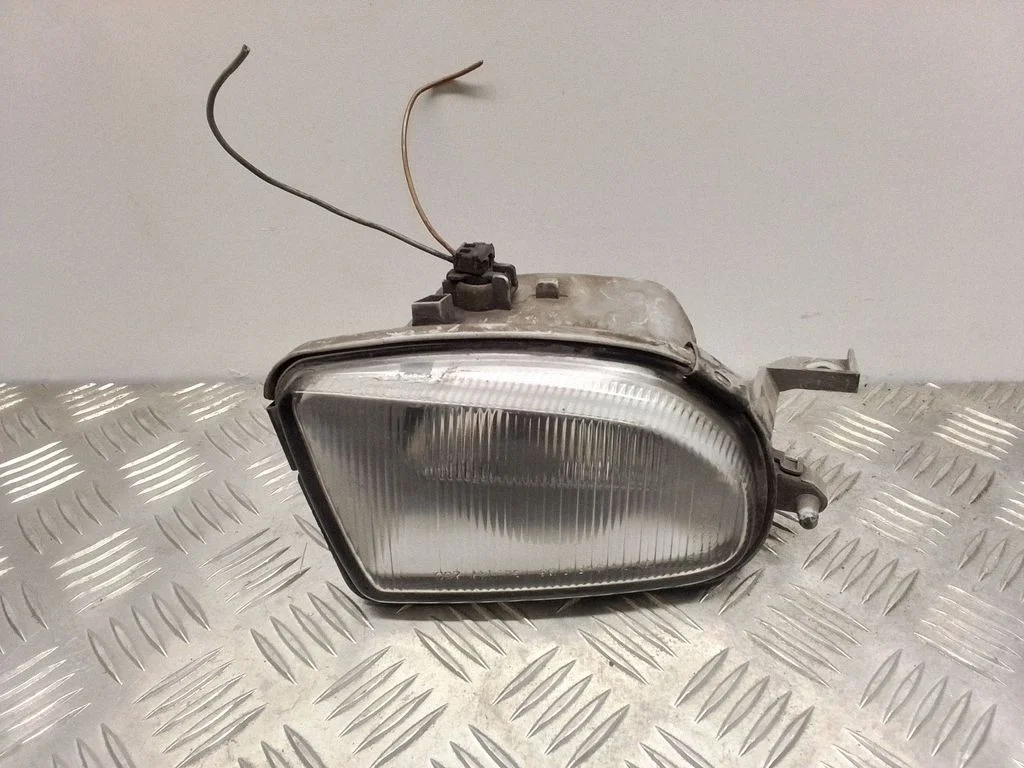 Front fog light – Mercedes-Benz C-Class AMG W202 (1993-2000)