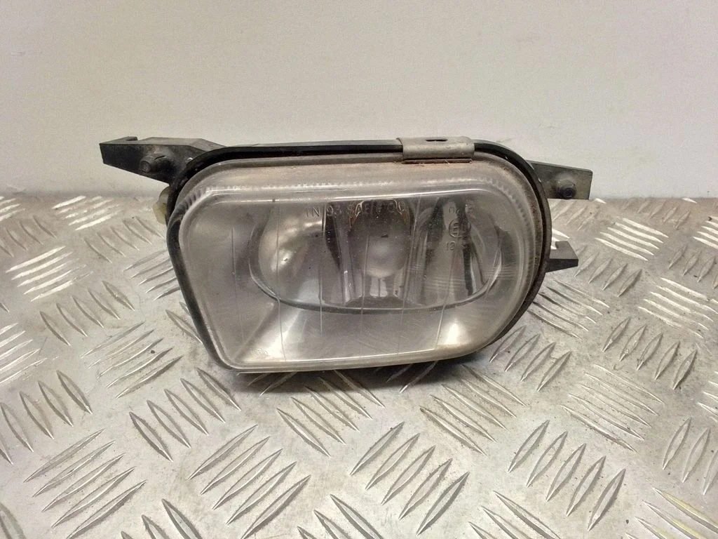 Front fog light – Mercedes-Benz C-Class W203 (2000-2007)