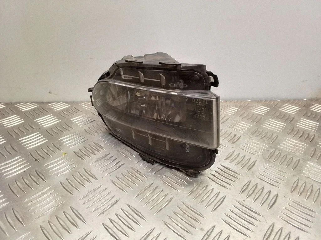Front fog light – front right