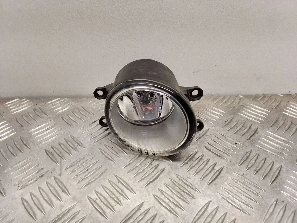 Front fog light – Toyota RAV 4 (XA30) (2006-2016)