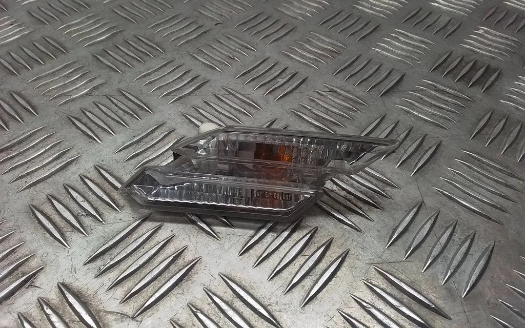 Poritiiva suunatuli – BMW 6-seeria E63 E64 (2002-2010)