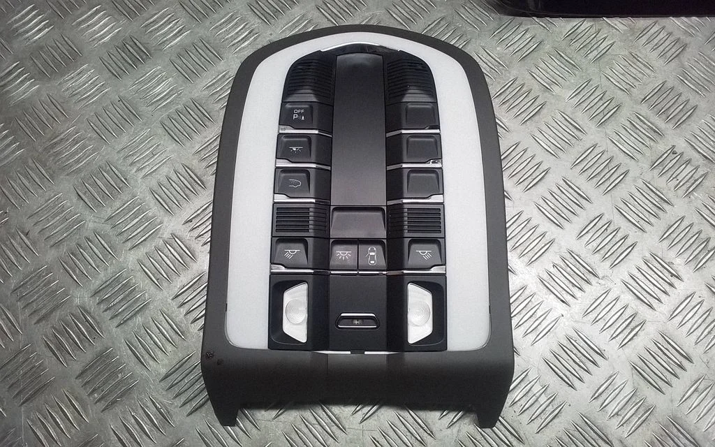 Esiistmete valgustustuli – Porsche Macan (95B) (2019-)