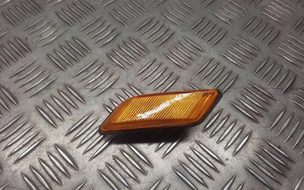 Poritiiva suunatuli – BMW X5 E70 (2006-2013)