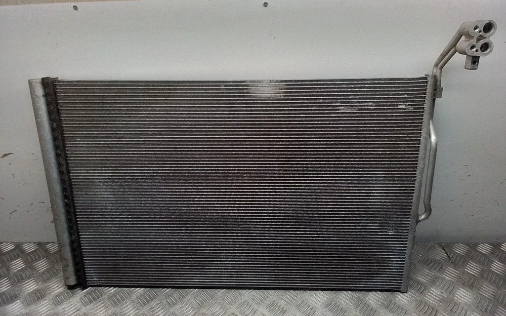 A/C cooling radiator (condenser) – Porsche Cayenne (92A) (2010-2017)